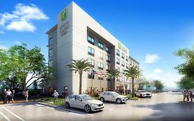 Holiday Inn Express Doral Miami By Ihg